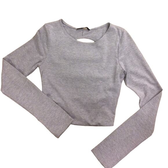 Solemio Knit Crop Top with Cutout Back - Picture 3 of 4